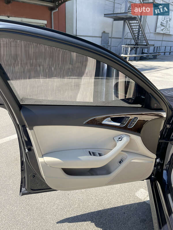 Седан Audi A6 2015 в Киеве