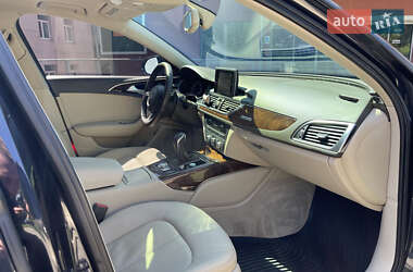 Седан Audi A6 2015 в 