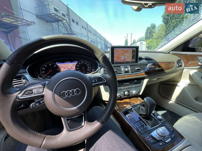 Седан Audi A6 2015 в Киеве