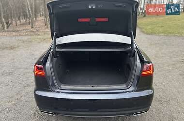 Седан Audi A6 2015 в 