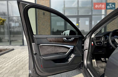 Седан Audi A6 2019 в 