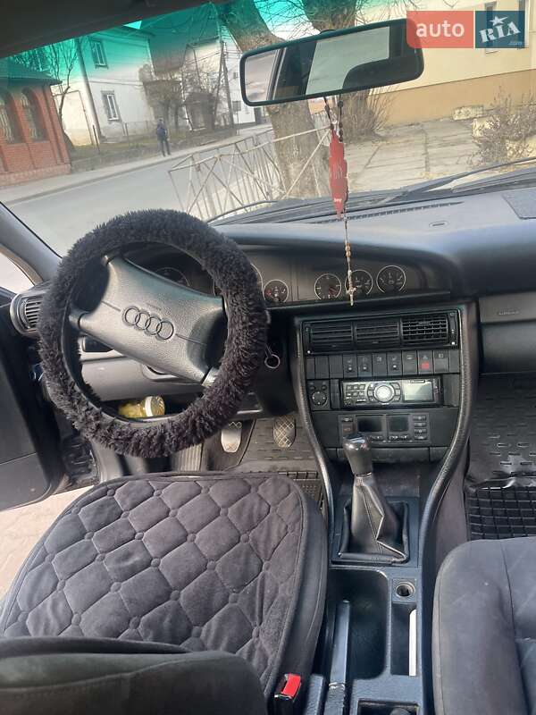 Седан Audi A6 1997 в Яворове
