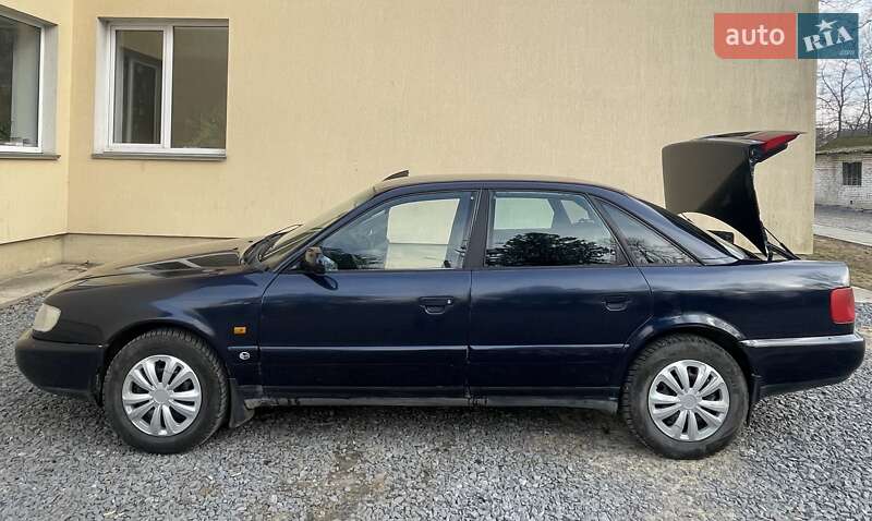 Седан Audi A6 1997 в Яворове