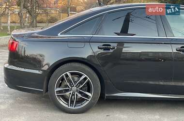 Седан Audi A6 2015 в 
