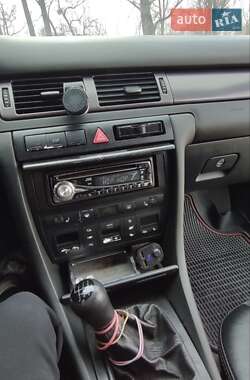 Универсал Audi A6 2003 в 
