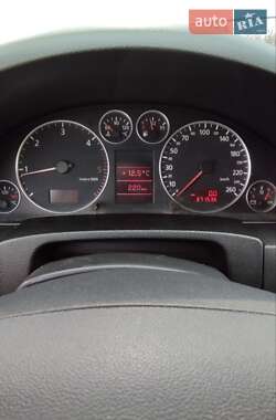 Универсал Audi A6 2003 в 