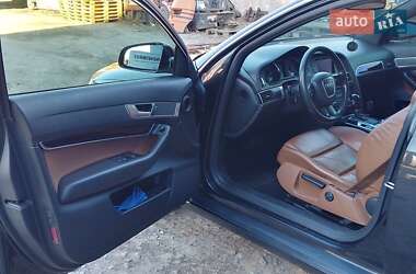 Седан Audi A6 2004 в 