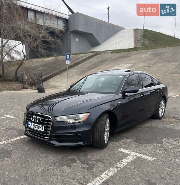 Седан Audi A6 2012 в 