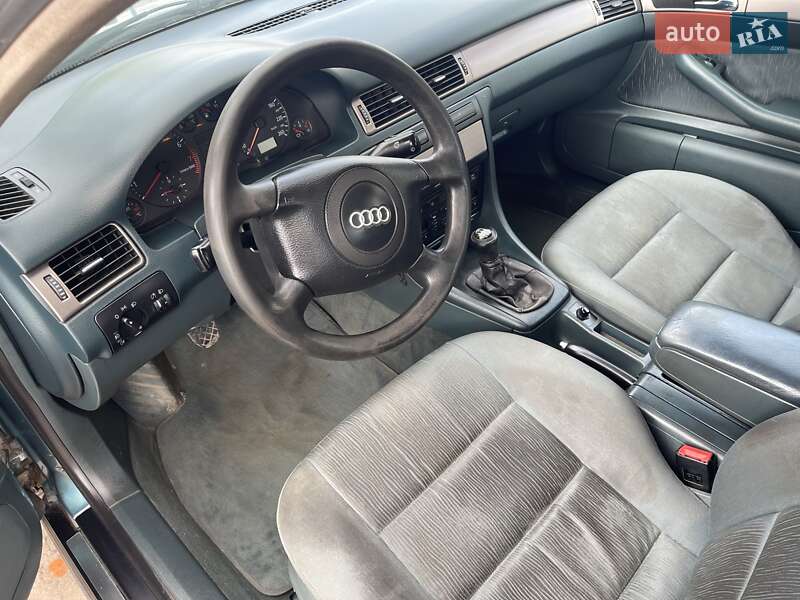 Седан Audi A6 1998 в Харькове