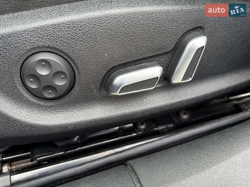 Седан Audi A6 2015 в Глухові