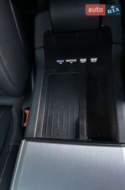 Универсал Audi A6 2018 в 