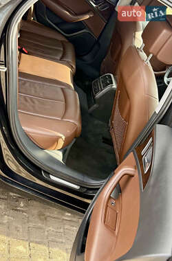 Седан Audi A6 2012 в 