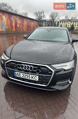 Седан Audi A6 2024 в 