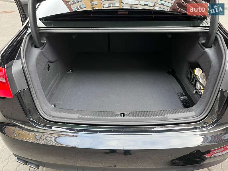 Седан Audi A6 2014 в Одессе
