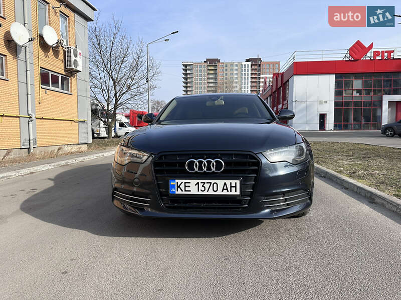 Седан Audi A6 2014 в Дніпрі