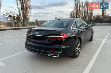 Седан Audi A6 2019 в 