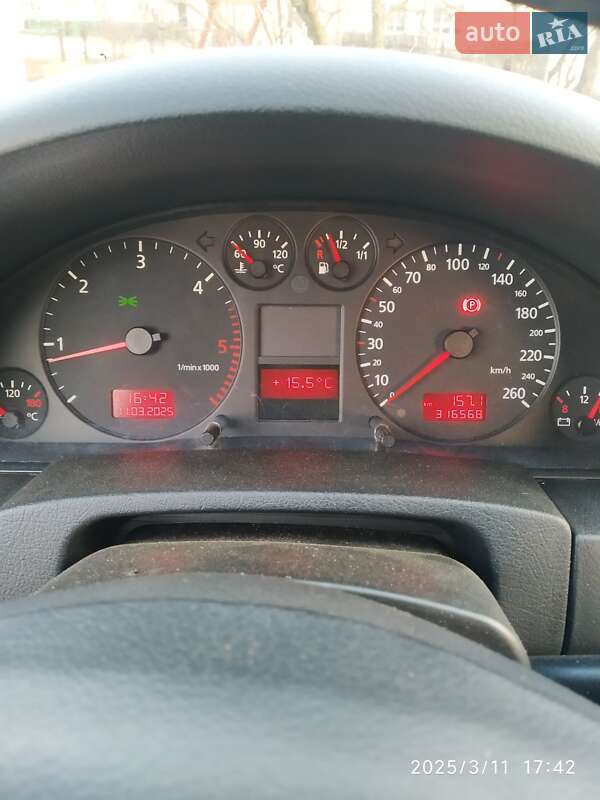 Универсал Audi A6 2000 в Заречном