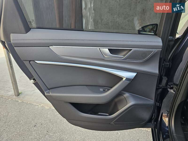 Универсал Audi A6 2018 в Киеве