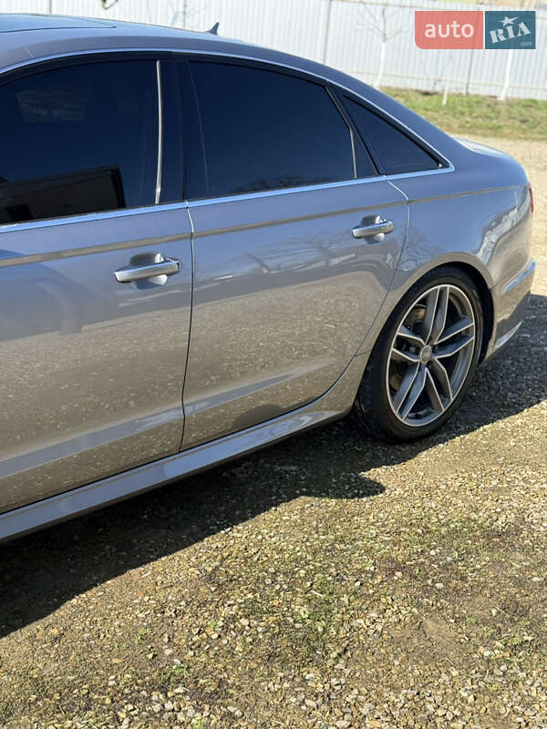 Седан Audi A6 2015 в Ивано-Франковске