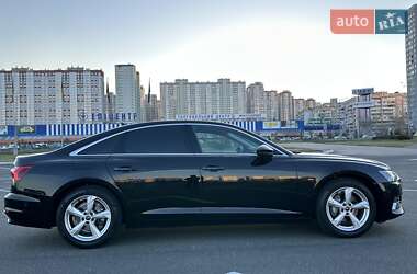 Седан Audi A6 2022 в 