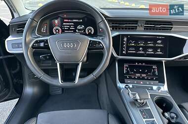 Седан Audi A6 2022 в 