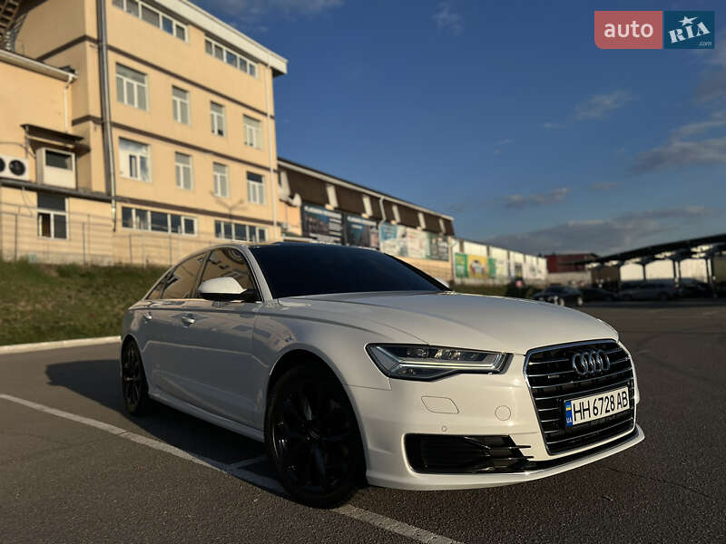 Седан Audi A6 2015 в Одессе
