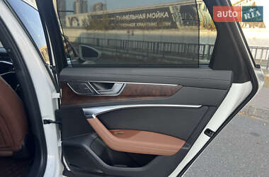 Седан Audi A6 2019 в 