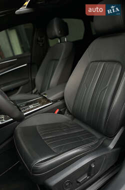 Седан Audi A6 2020 в 
