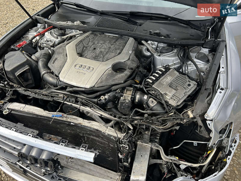 Седан Audi A6 2019 в Стрые