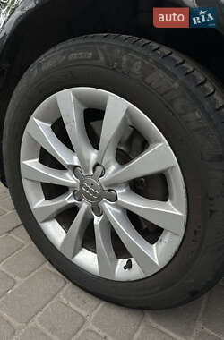 Седан Audi A6 2012 в 