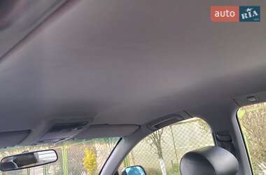 Седан Audi A6 2001 в 