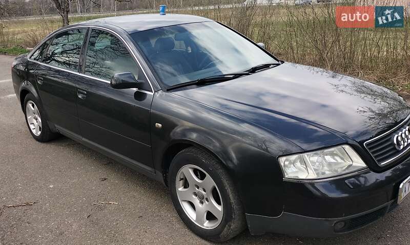 Седан Audi A6 2001 в 