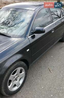 Седан Audi A6 2001 в 