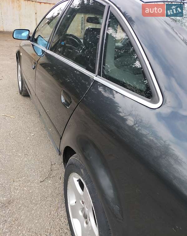 Седан Audi A6 2001 в Стрые