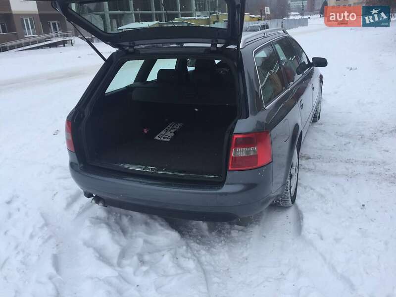 Универсал Audi A6 2003 в Новояворовске