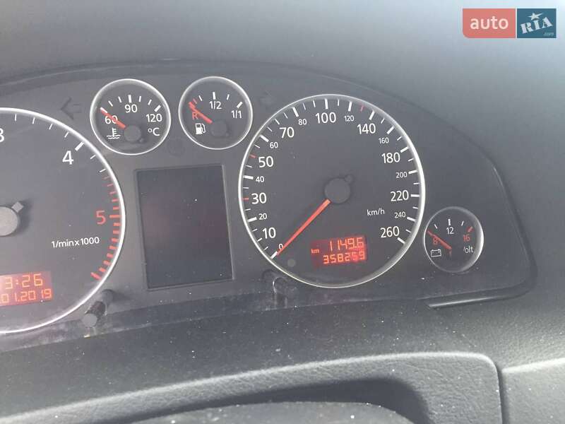 Универсал Audi A6 2003 в Новояворовске