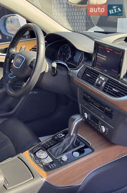 Седан Audi A6 2015 в 