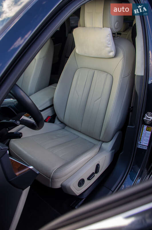 Седан Audi A6 2023 в Киеве