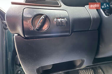 Седан Audi A6 2000 в 