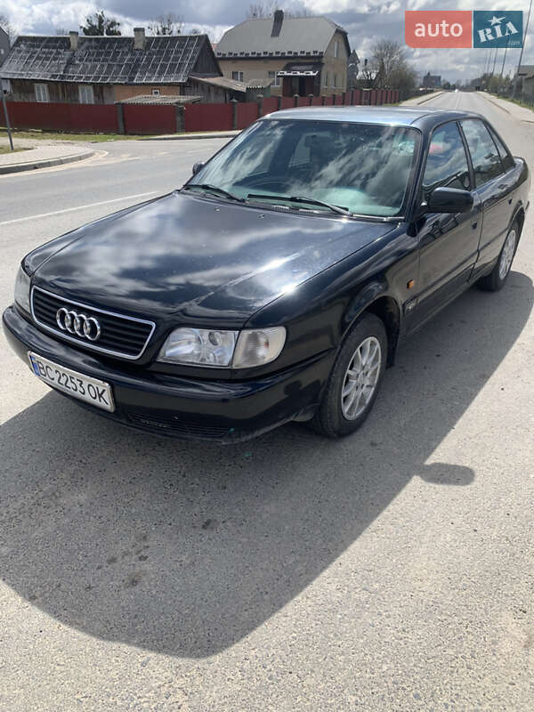 Седан Audi A6 1996 в Яворове