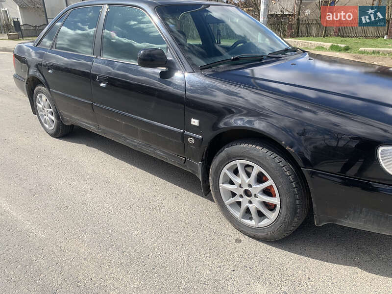 Седан Audi A6 1996 в Яворове