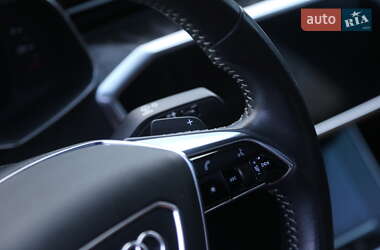 Седан Audi A6 2019 в 