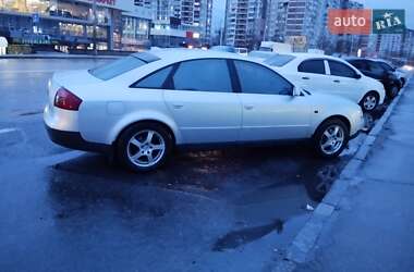Седан Audi A6 2001 в 
