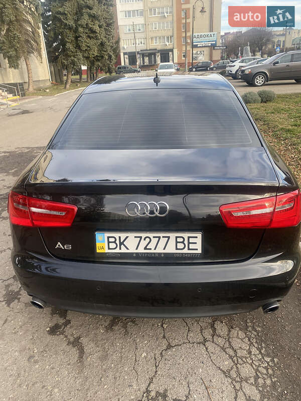 Седан Audi A6 2012 в Дубно