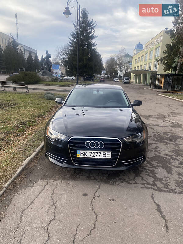 Седан Audi A6 2012 в Дубно