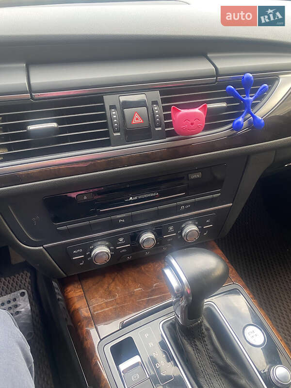 Седан Audi A6 2012 в Дубно