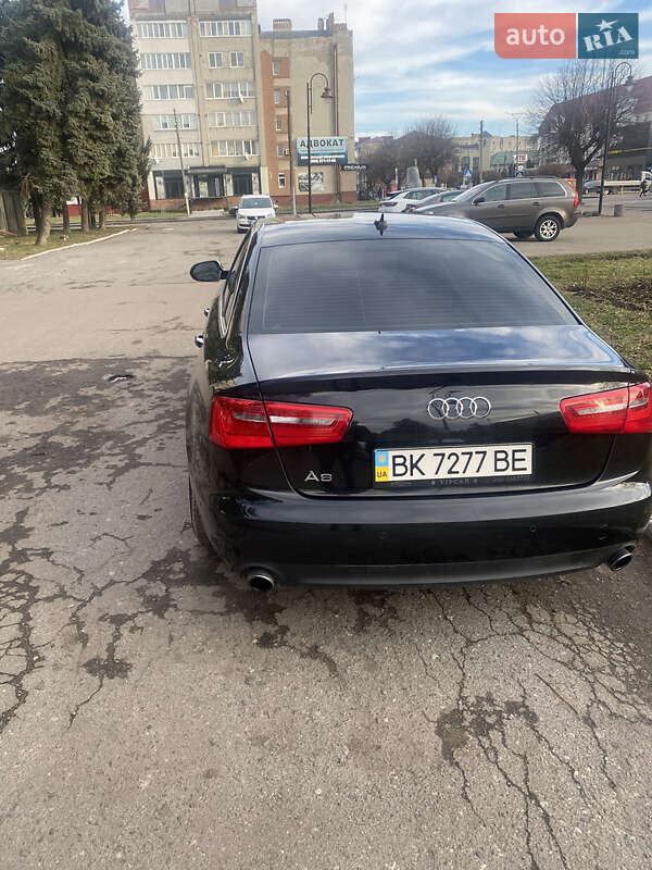 Седан Audi A6 2012 в Дубно