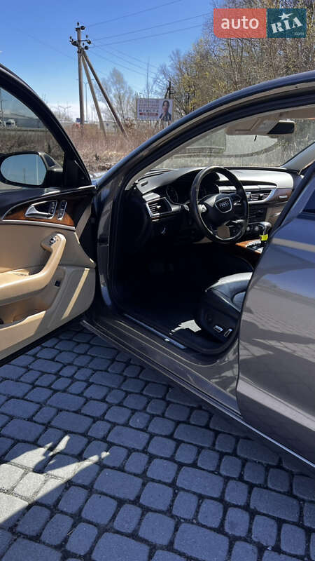 Седан Audi A6 2013 в Рава-Русской