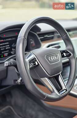 Седан Audi A6 2018 в 