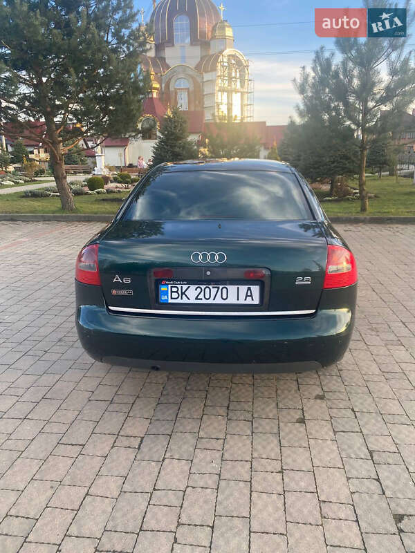 Седан Audi A6 2001 в Ровно